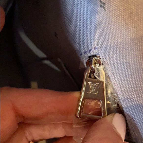 ❗️SOLD❗️💯%Authentic LV Escale pastel on the go - Picture 15 of 16